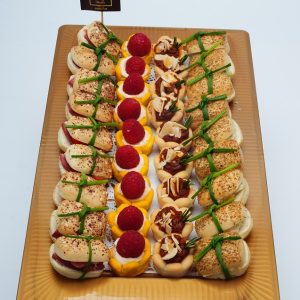 Special Salties Basket -36 Pcs